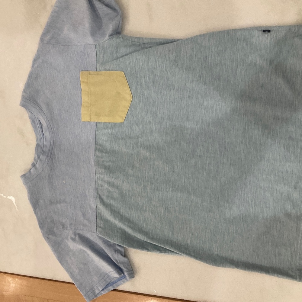 Boys ToobyDoo size 12 light blue pocket tshirt